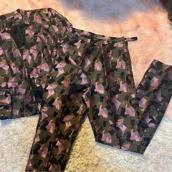 Banu Paris Jacquard abstract pattern coord suit set - Picture 6 of 14